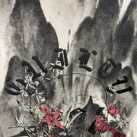 🌸Eleven Paris Skull & Roses Guilty Pleasures Crewneck T-Shirt - Picture 11 of 12